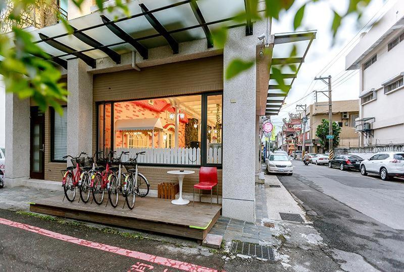 幸福加油站電梯民宿 -近東大門夜市 Hualien City Exterior photo